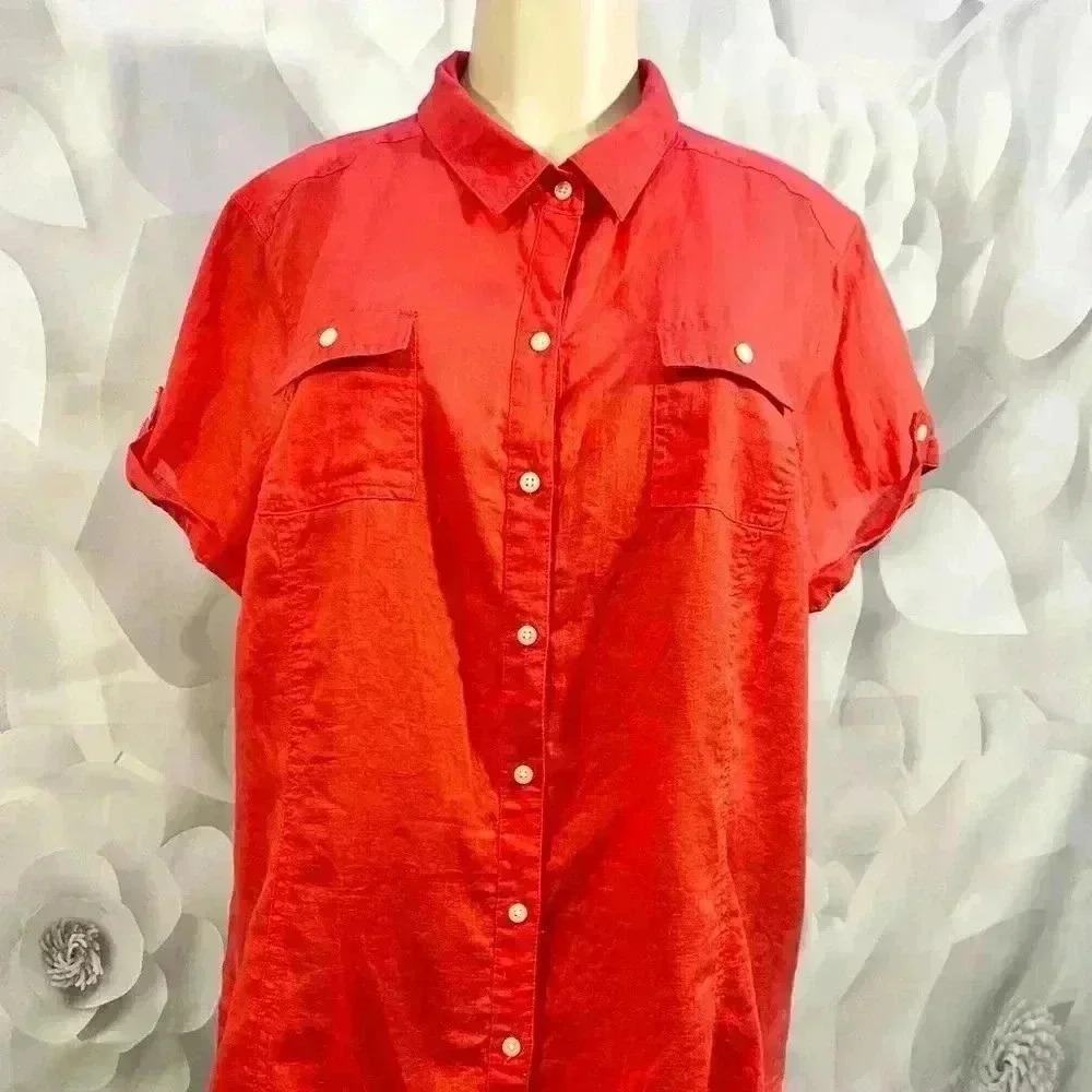 Women’s Short Sleeve Button-Front Shirt - Red